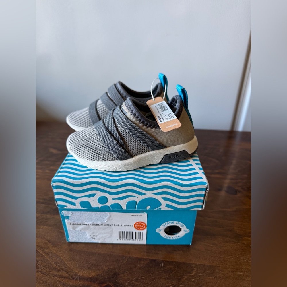 NWB Native Shoes Phoenix Baby Toddler sneakers Size 4